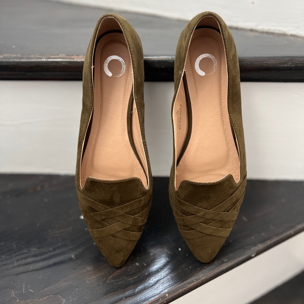 Journee Collection Womens Mindee Loafer Vegan Suede Criss Cross Pointed Toe 10 - Picture 1 of 9